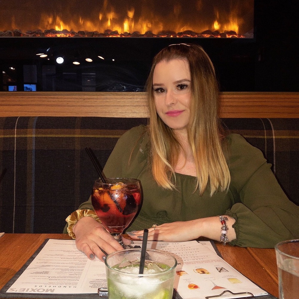 Meet your Posher, Ashlee